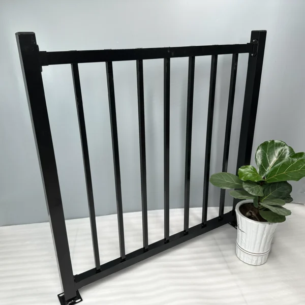 Aluminum fence - Image 4