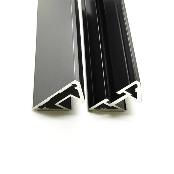 Aluminum doors and windows